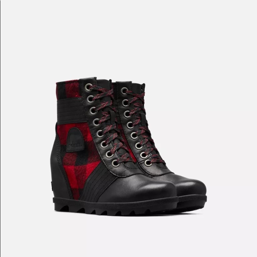 Sorel wedge NWOB